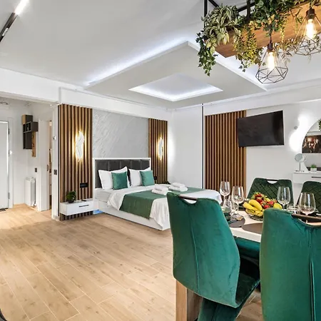 Arrogance Queen - Infinity Pool & דירה *