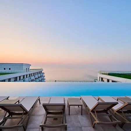 Apartment Arrogance Queen - Infinity Pool & Navodari