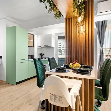 Arrogance Queen - Infinity Pool & Апартаменты