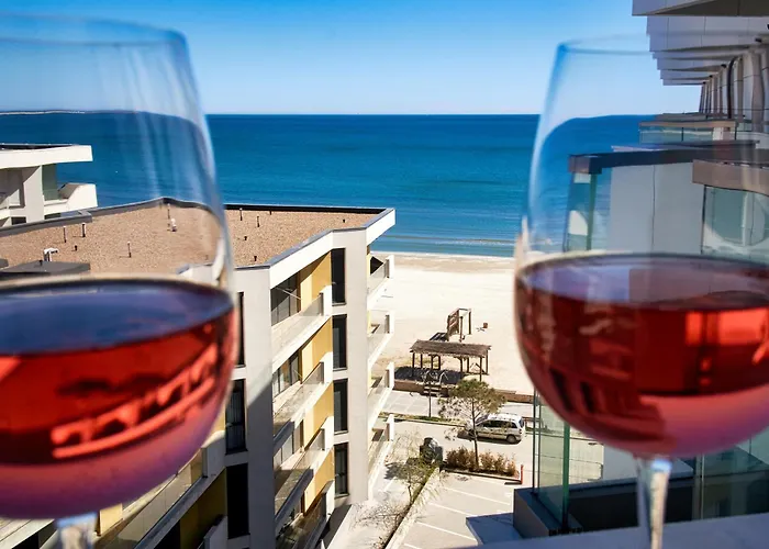 Arrogance Queen - Infinity Pool & Apartment Navodari